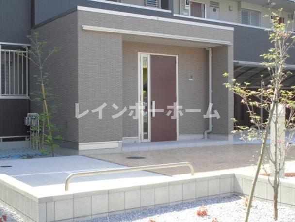 クレストヒルのエントランス