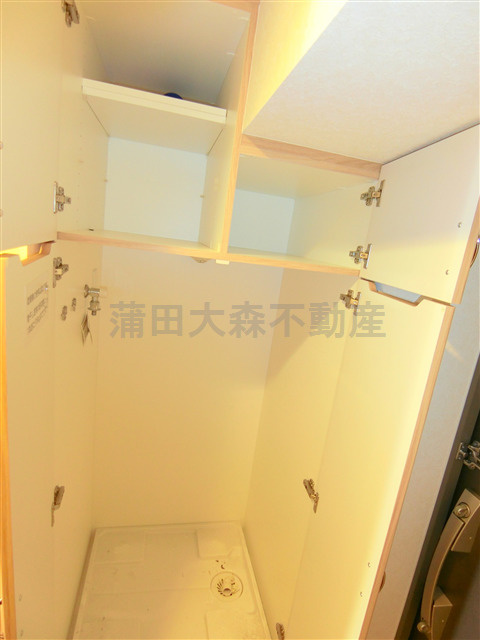 ルーブル大鳥居伍番館の設備|洗濯機置き場