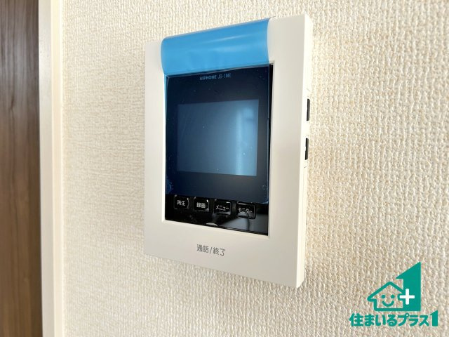 ●31(土)1(日)3(祝)現地説明会！　奈良市南新町　新築一戸建ての防犯設備|カラーモニターインターホン！声だけでなく来訪者の姿や顔がモニターで確認できるので、小さなお子様がいらっしゃるご家庭でも安心できます！