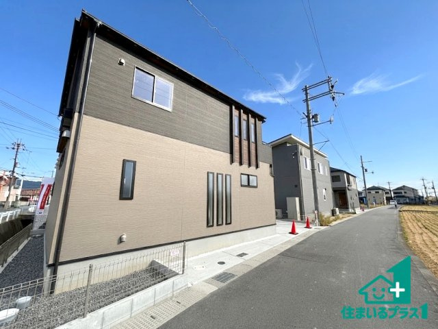 ●31(土)1(日)3(祝)現地説明会！　奈良市南新町　新築一戸建ての外観|安心の10年保証！外観を美しく保ち、雨水で汚れを落とします！気になることがありましたら、お気軽にお問い合わせください！