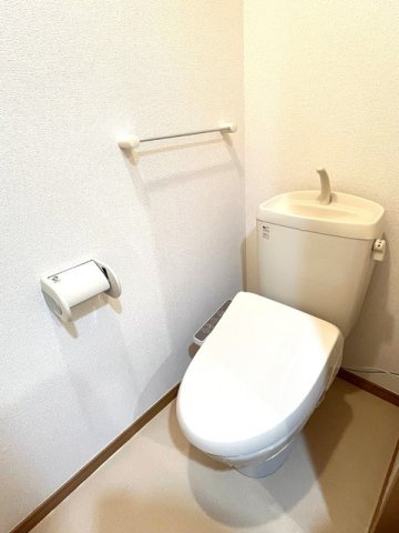 ドエルⅥのトイレ|落ち着いたトイレです