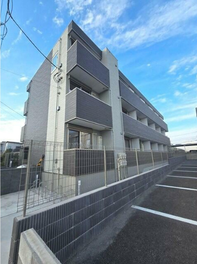 RIS伍番館の外観
