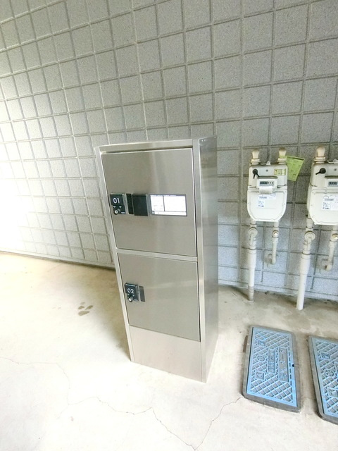 メゾン朝倉野のその他共用部分|★宅配ボックス完備★