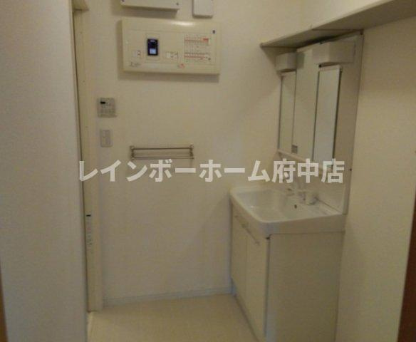 カーサ・グランデの独立洗面台|※別部屋参照