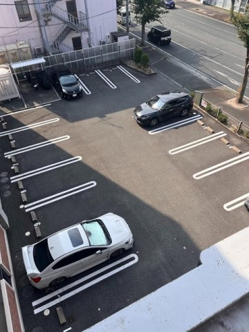 ガーデンパレス秋根の駐車場|駐車場です