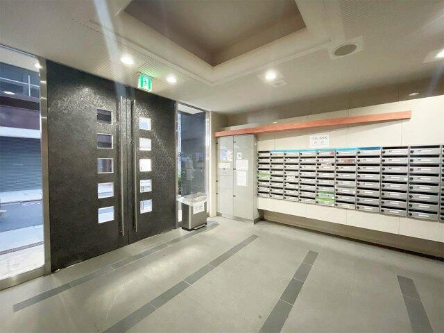 プライムアーバン飯田橋のロビー