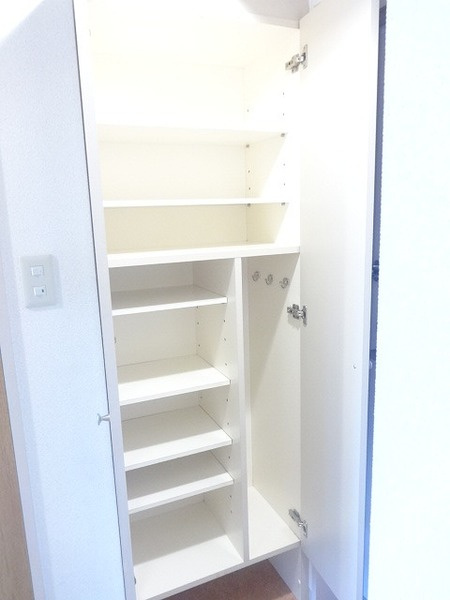 プレール学芸大学弐番館の収納
