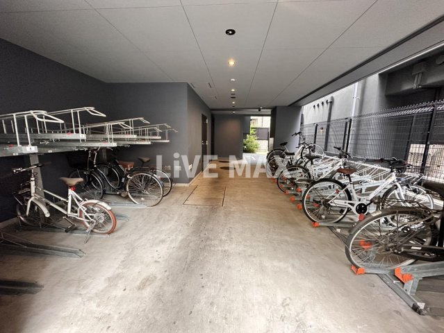 【駐車場】S-RESIDENCE綾瀬rivie