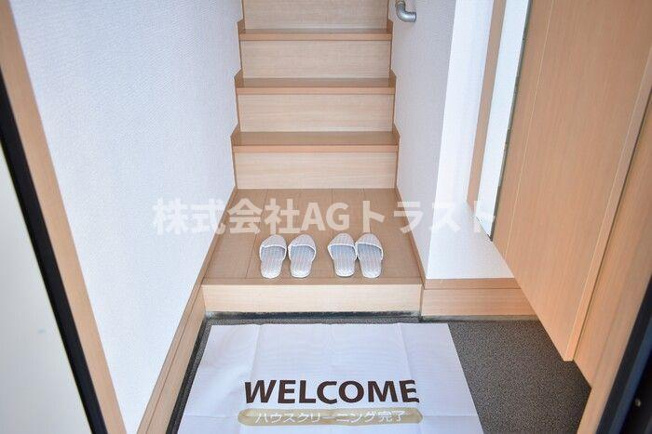 【玄関】 | ロビン本郷