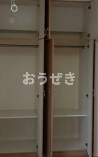 ルーブル渋谷初台弐番館の収納