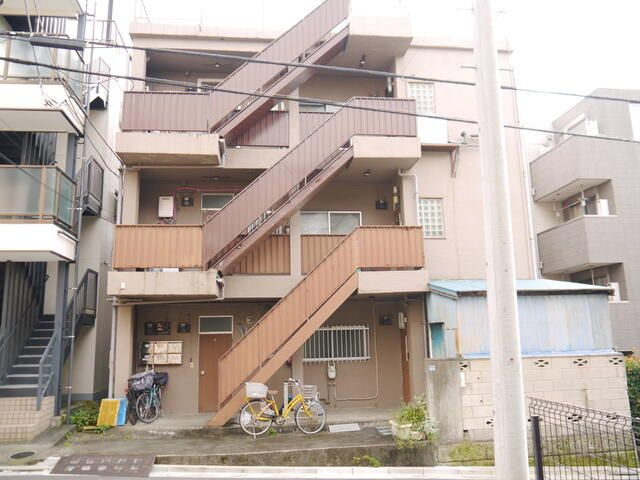 梯コーポの外観