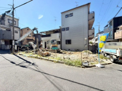 【前面道路含む現地写真】 | 南野田　新築戸建 | ライフ北野田店まで徒歩７分！ダイエー北野田店まで徒歩８分！サンプラザ北野田店まで徒歩９分！毎日のお買い物に便利ですね♪その日の特売日などでスーパーを選べますね♪