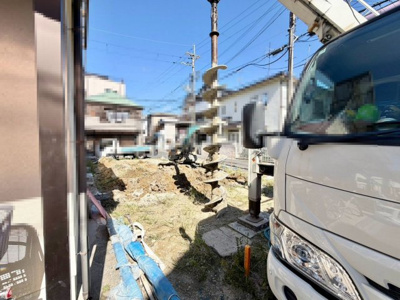 【外観】 | 南野田　新築戸建 | 食器洗浄機付きのシステムキッチン！対面式を採用したキッチンですので、リビングで寛ぐご家族をいつも感じられます！会話を楽しみながら家事ができますね♪