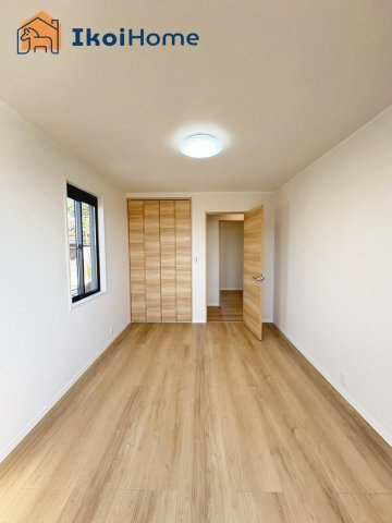 明石市魚住町金ケ崎　中古戸建のその他|【ホームページに現地動画掲載中】●年中無休：当日予約可●2階5.7帖の洋室です！南西向きで明るいです