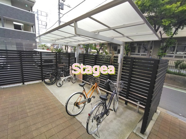 パームコテージⅧ番館の駐車場
