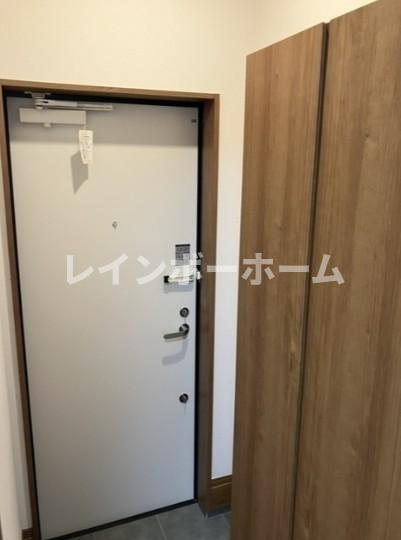 グランソフィア上福岡の玄関