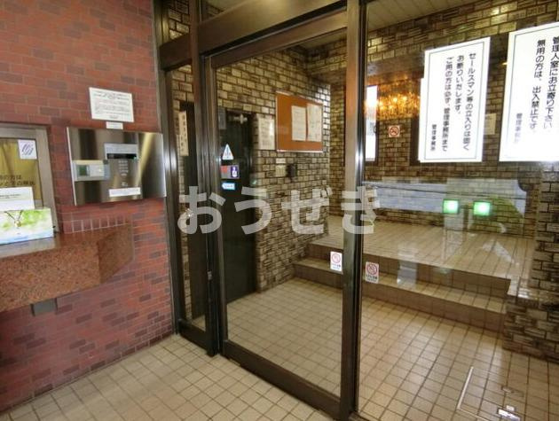 シティハウスノヴァのエントランス