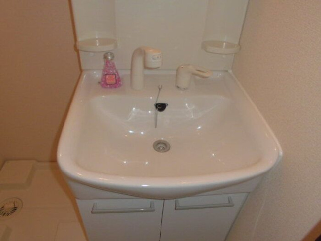【独立洗面台】 | アミカ | 使いやすい洗面所です