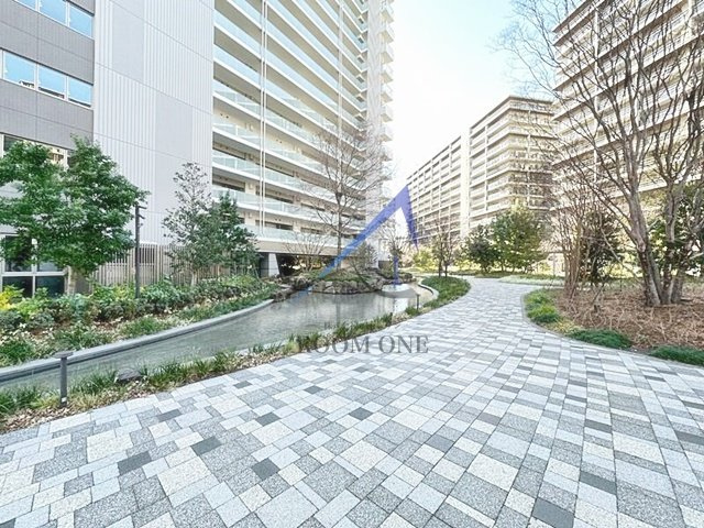ＨＡＲＵＭＩ　ＦＬＡＧ　ＳＵＮ　ＶＩＬＬＡＧＥ　Ｄ棟