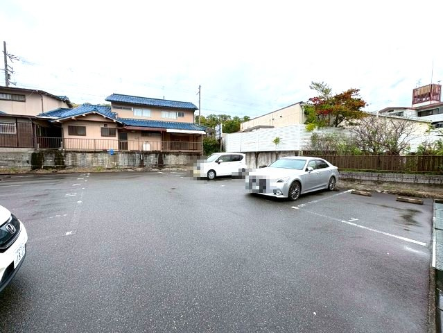 カーサ喜多の駐車場