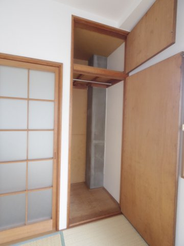クレスト新秋津の収納
