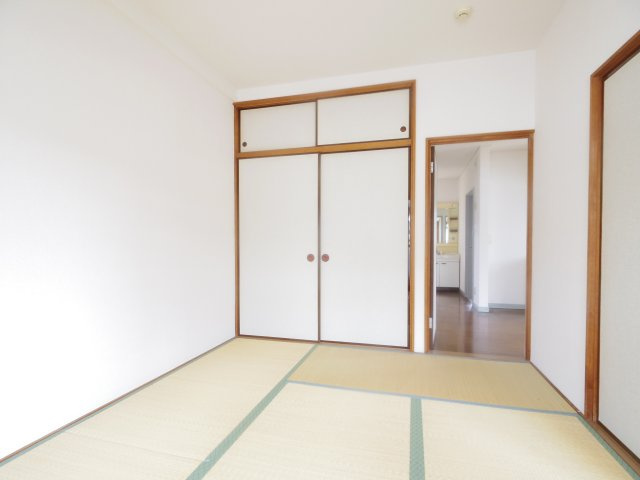 クレスト新秋津の内装
