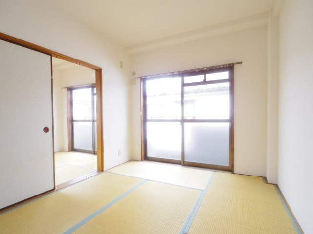 クレスト新秋津の内装