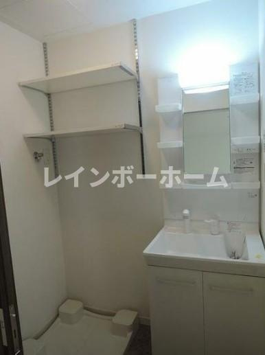 スコルピオーネの洗面所