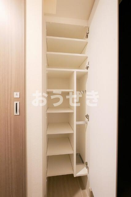 レジデンス北大塚の収納