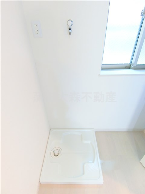 サークルハウス蒲田弐番館の設備|洗濯機置場