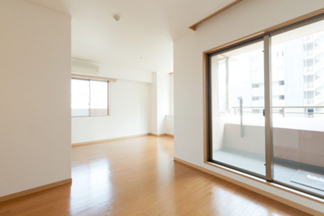 東府中パーク・ホームズの居間・リビング|※写真は同タイプ住戸です。