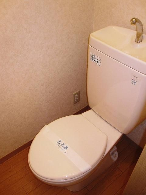 フォレスタ春日のトイレ