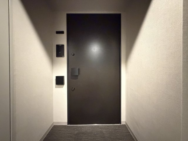 オープンレジデンシア中目黒の玄関