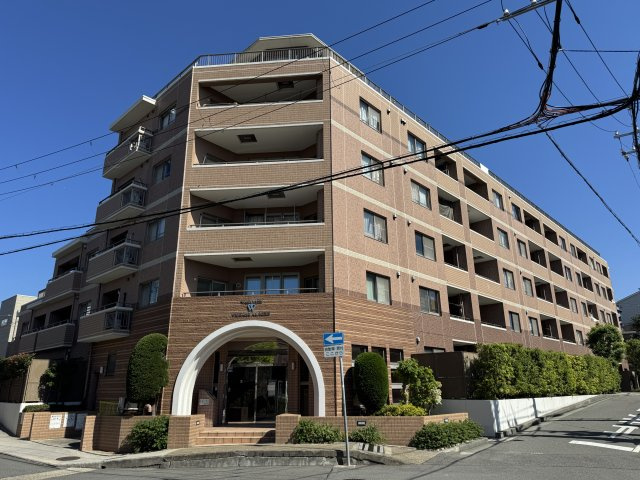 ワコーレヴィサージュ朝霧の外観