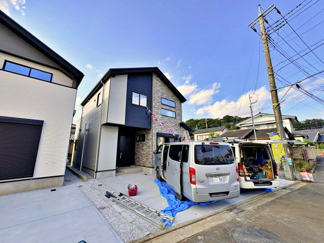 《仲介手数料半額》所沢上安松17期　全2棟　1号棟の外観|新秋津駅・所沢駅の2駅利用可能！17.5帖のゆとりあるLDKはご家族の団らんに最適です。主寝室は8.2帖と広々、開放的なワイドバルコニーも魅力。お客様のマイホーム探しを全力でサポートいたします！