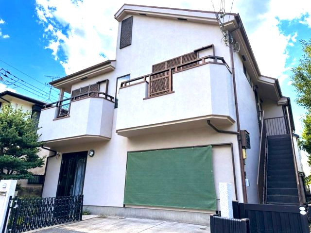 南宮町の外観|6SLDDKK　各階にキッチン、浴室、トイレ、洗面があります。別玄関もありますが、室内でも行き来が可能です。