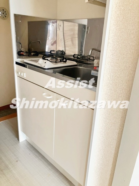 世田谷区三軒茶屋１丁目の賃貸マンションのキッチン