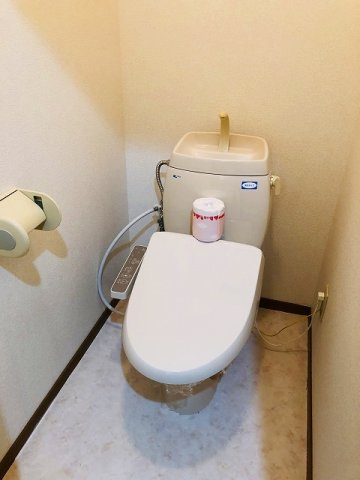 ビレッジストーンⅠのトイレ|落ち着いたトイレです