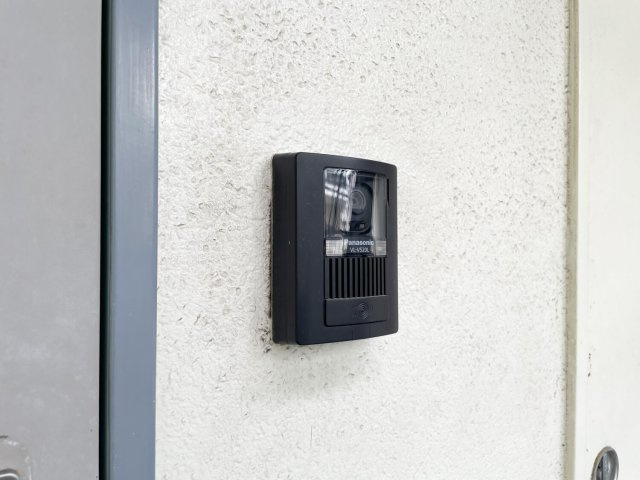 絹川ハイツのセキュリティ|モニター付きインターホン