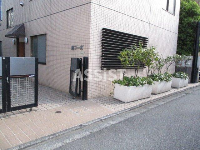 藤コーポのエントランス