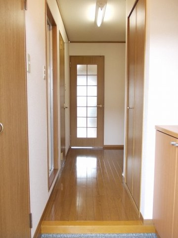 アーバンヒルズの玄関|きれいな玄関です