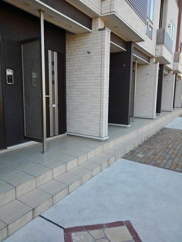 シーパレスのエントランス|毎日通るエントランスはこのようになっています