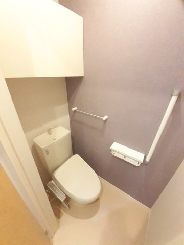 メゾン　ド　ハール　Ⅱのトイレ|落ち着いた色調のトイレです