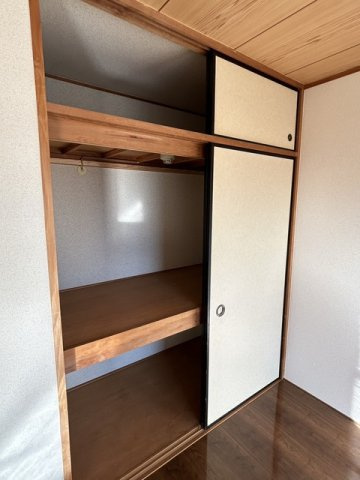 シティハイムイグサⅢの収納