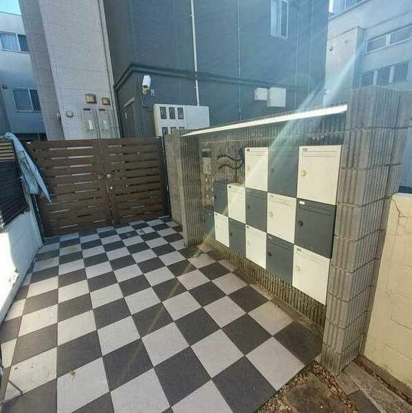 【エントランス】