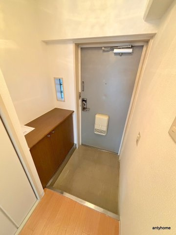 グラン・ピア塚本　仲介手数料無料の玄関