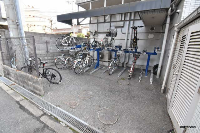 グラン・ピア塚本　仲介手数料無料の駐車場