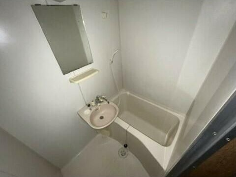 シャルム市川の浴室|他部屋参考写真