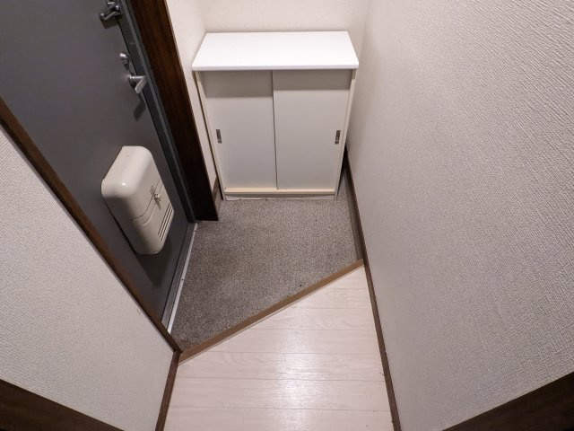 榎本ハイデンスの玄関