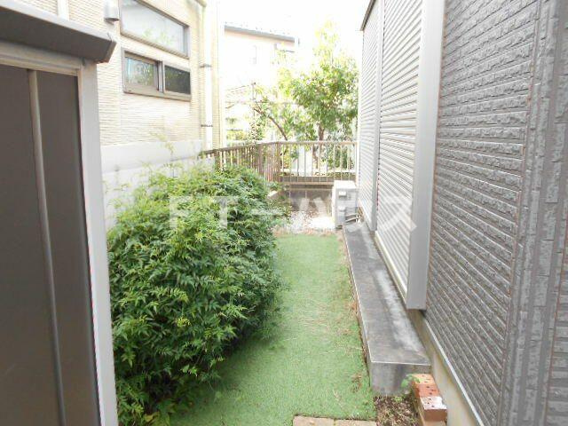 飯山満町戸建の庭